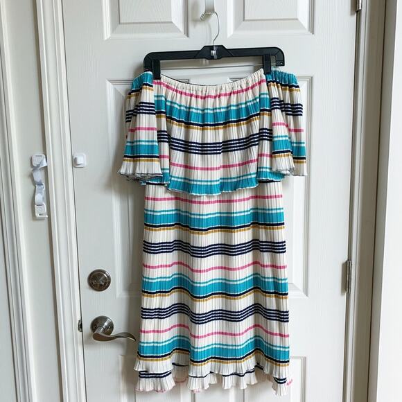 Anthropologie Bethany Pleated Off the Shoulder Dress, size L NWT - Picture 2 of 8